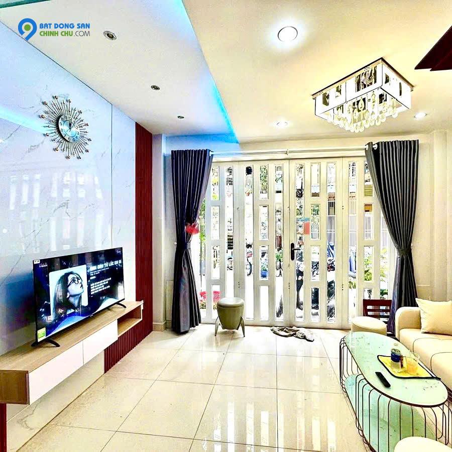 22 Triệu: thuê nguyên căn Quận 1 Nguyễn Trung Ngạn cầu Ba Son- 3 tầng 3 phòng ngủ 3wc Full nội thất