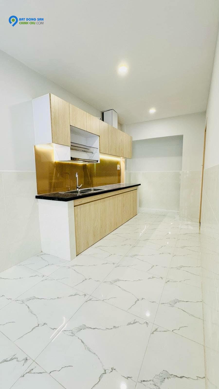 2Bán nhà Huỳnh Tấn Phát Quận 7 - 57m2, 2 tầng, 3PN - chỉ nhỉnh 4.9 tỷ TL
