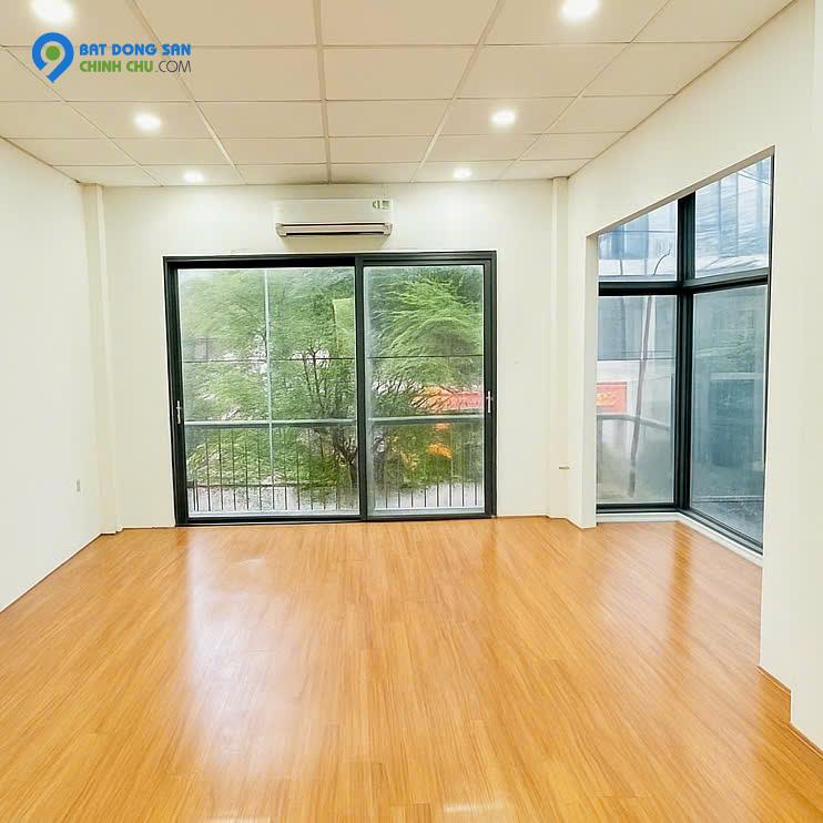 8 Tỷ nhỉnh: MẶT TIỀN Quận 10 cư xá Đồng Tiến, căn góc 2 mặt tiền 3 tầng, thu nhập 1Ty3. 0933910039
