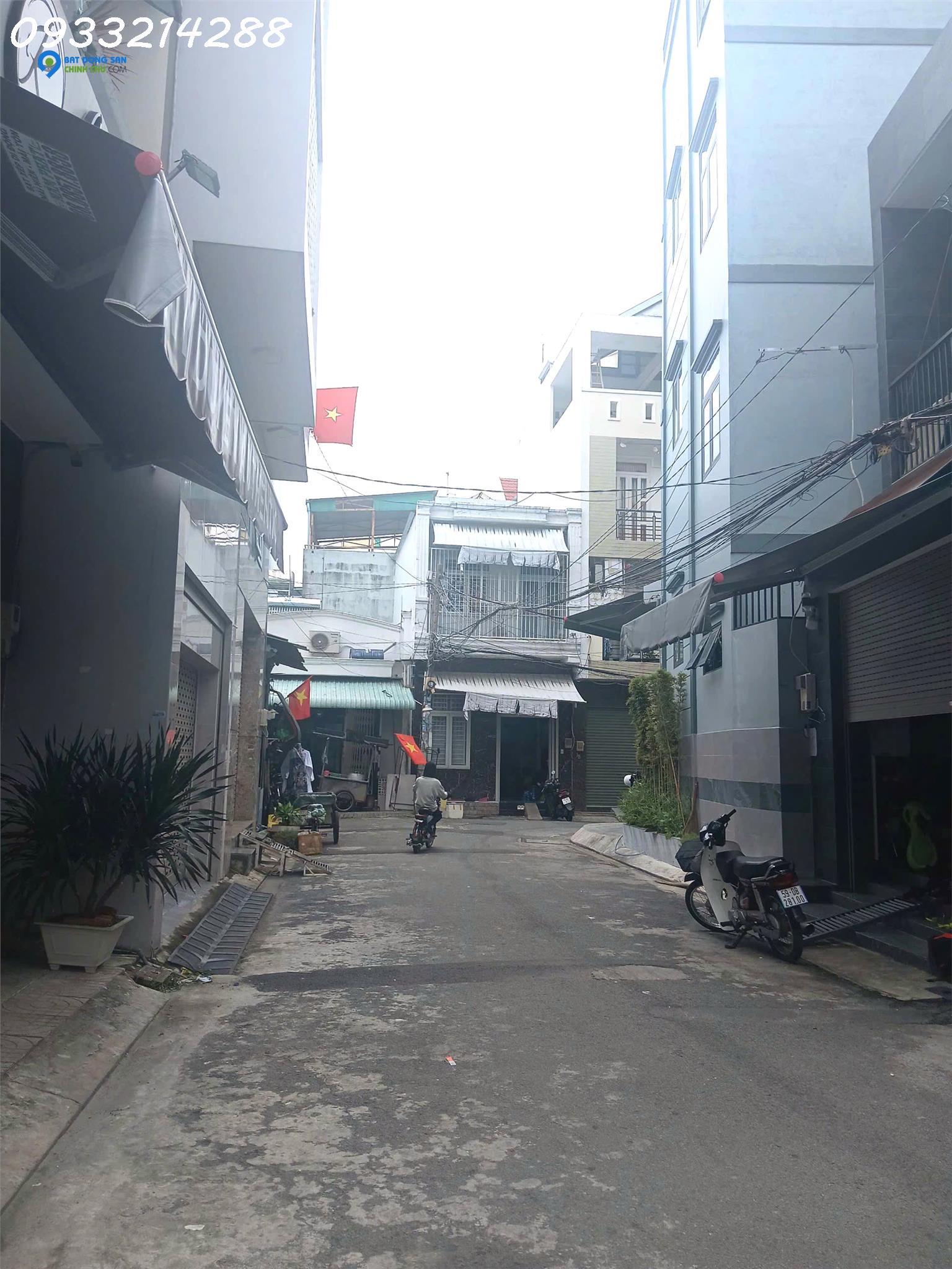 BÁN GẤP NHÀ - HẼM  Ô TÔ - DIỆN TÍCH 78,6M2 (4M X 19,6M) ,TÂN SƠN,TÂN PHÚ - SỔ HỒNG VUÔNG A4, GIÁ CHỈ 7 TỶ (TL).