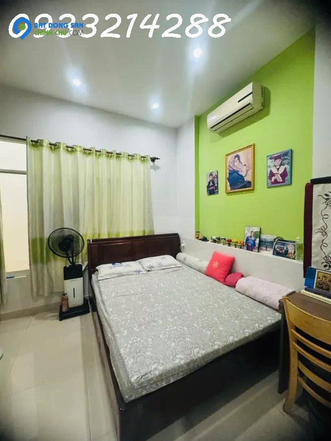 BÁN GẤP NHÀ - HẼM  Ô TÔ - DIỆN TÍCH 78,6M2 (4M X 19,6M) ,TÂN SƠN,TÂN PHÚ - SỔ HỒNG VUÔNG A4, GIÁ CHỈ 7 TỶ (TL).