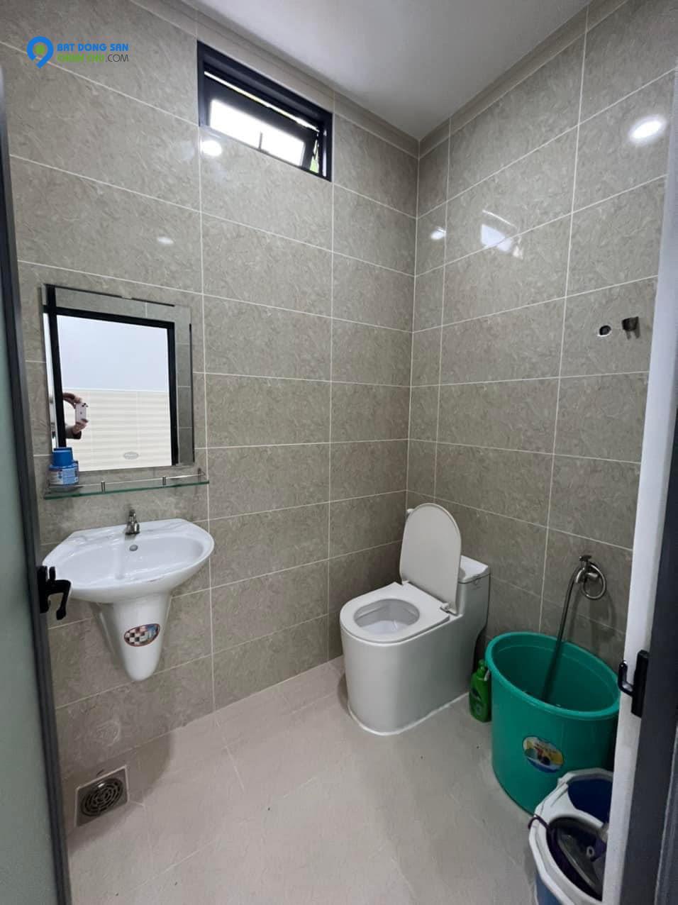 BÁN NHÀ ĐƯỜNG 385 TĂNG NHƠN PHÚ A NGAY TRƯỜNG ĐẠI HỌC ĐƯỜNG XE HƠI