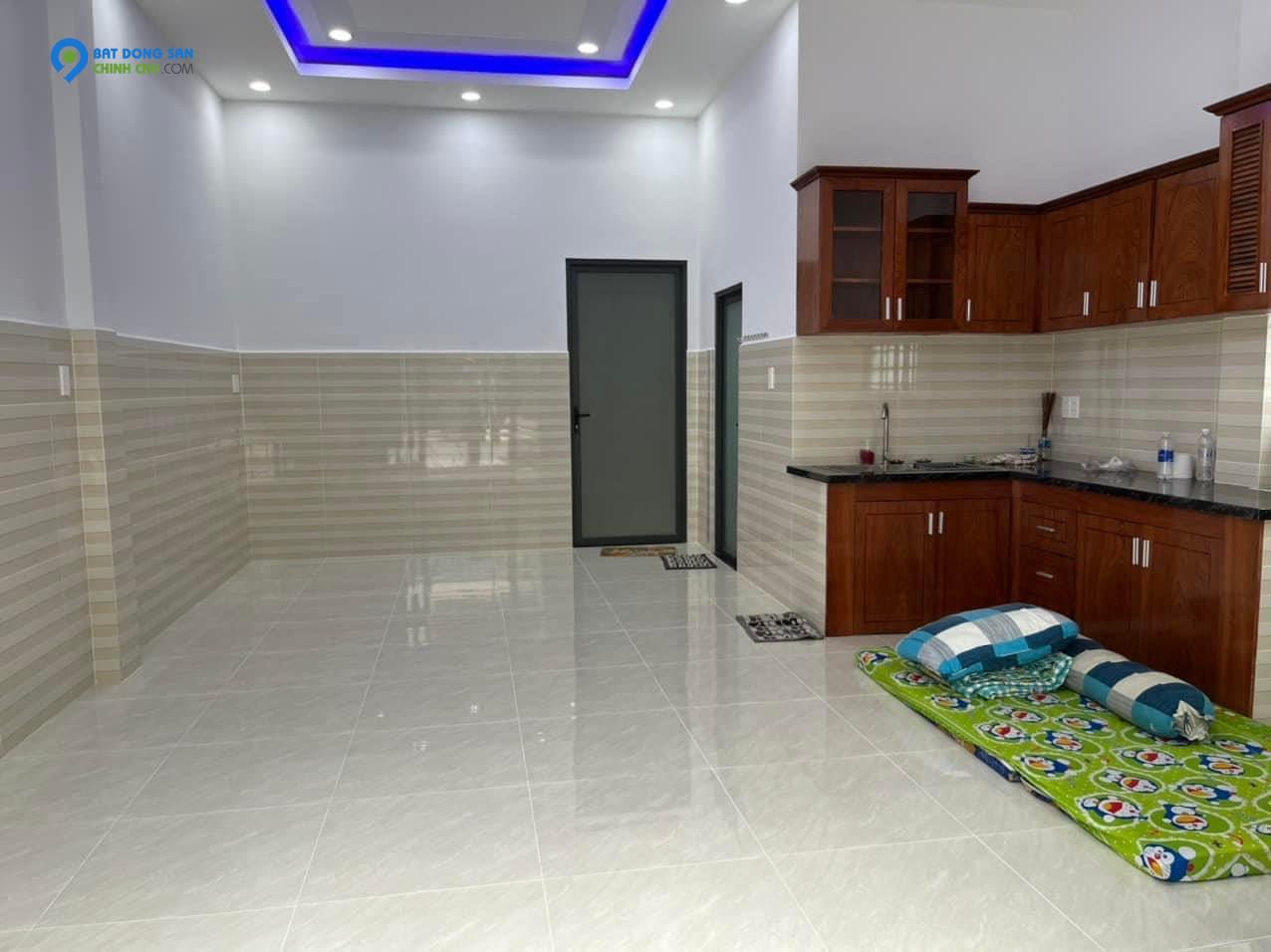BÁN NHÀ ĐƯỜNG 385 TĂNG NHƠN PHÚ A NGAY TRƯỜNG ĐẠI HỌC ĐƯỜNG XE HƠI