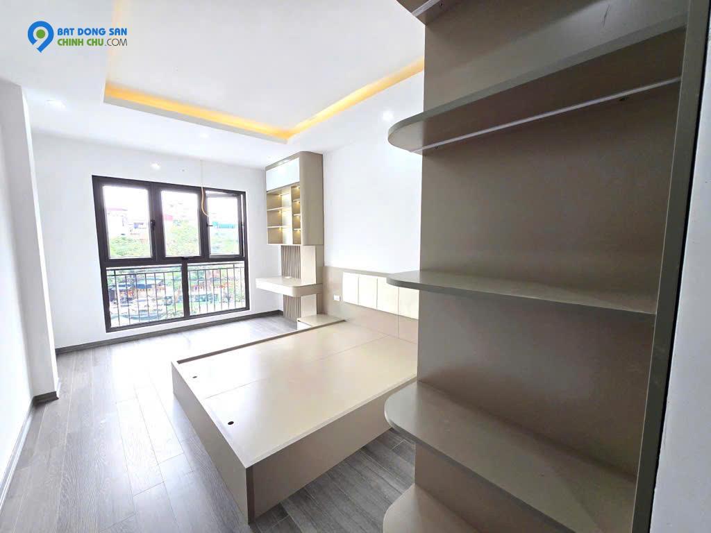 BÁN NHÀ LẠC LONG QUÂN  -  6 TẦNG THANG MÁY  -  BÃI XE OTO SÁT NHÀ  -  20M RA PHỐ  -  GẦN HỒ TÂY  -  FULL TIỆN ÍCH