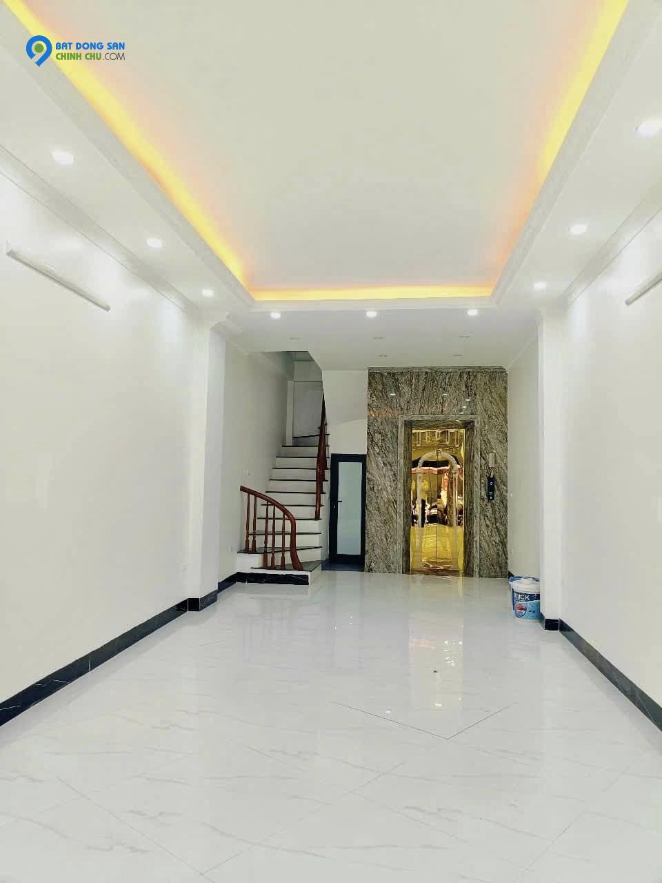 BÁN NHÀ LĨNH NAM – Ô TÔ – THANG MÁY – KINH DOANH ĐỈNH – GIÁ GIẢM SÂU CHỈ CÒN 19 TỶ (ĐÃ GIẢM 2 TỶ)