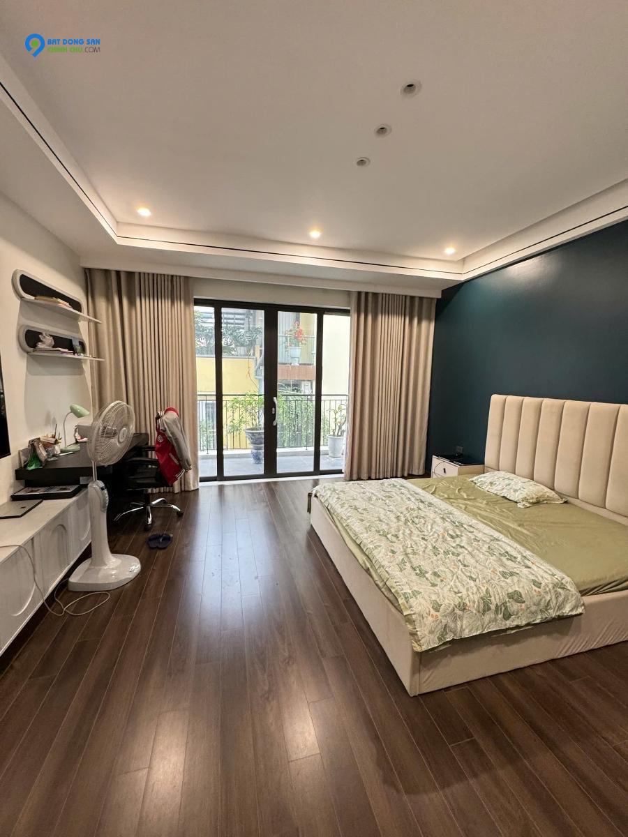 BÁN NHÀ LK HẢI NGÂN DT 50M2. PHÂN LÔ,VỈA HÈ 2 Ô TÔ.CÓ NGÕ SAU THOÁNG.GIÁ 15.6 TỶ