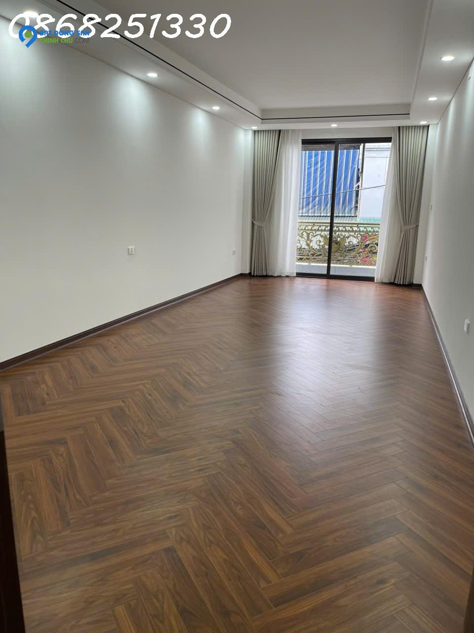 BÁN NHÀ MẶT PHỐ KIM ĐỒNG – 50m², 6 TẦNG, THANG MÁY, Ô TÔ ĐỖ TRONG NHÀ – 21 TỶ