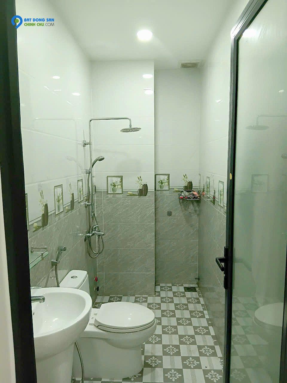 BÁN NHÀ MẶT TIỀN 3 TẦNG 1 TUM ĐƯỜNG SỐ 4 VCN PHƯỚC HẢI