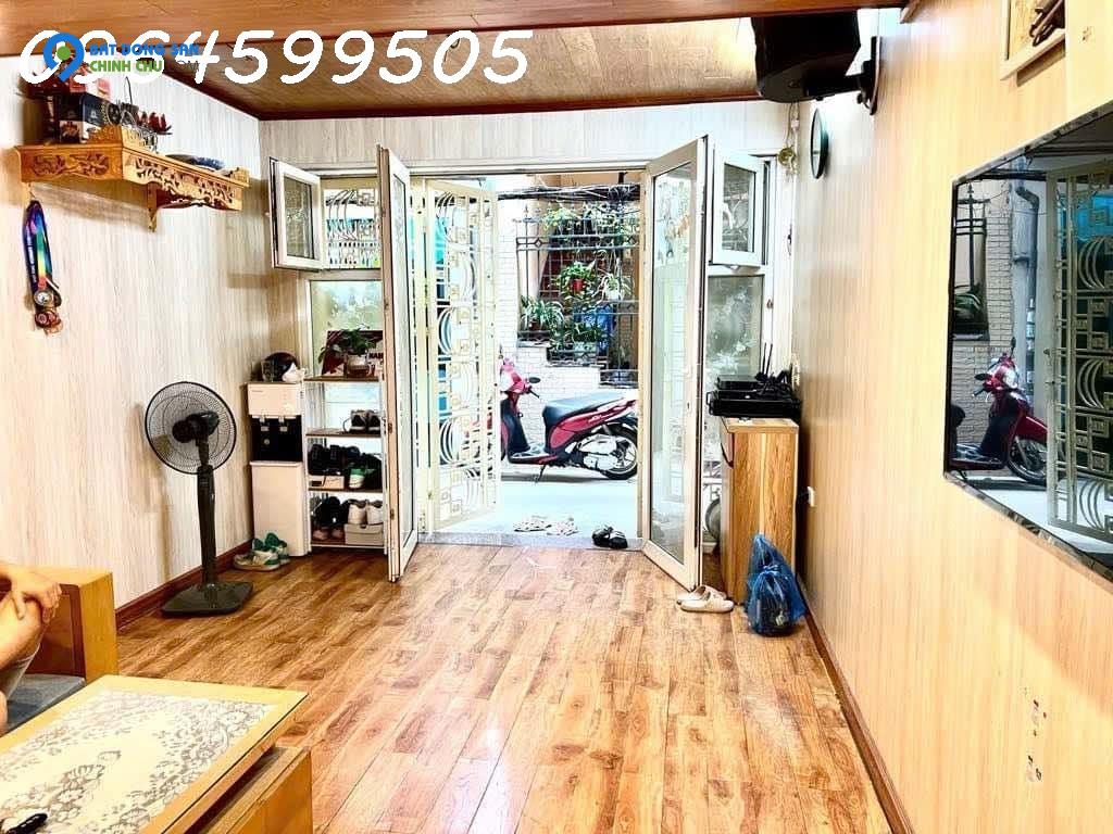 BÁN NHÀ PHỐ TÂN MAI 3 TỶ 45M NGÕ THÔNG, VÀI BƯỚC CHÂN RA PHỐ