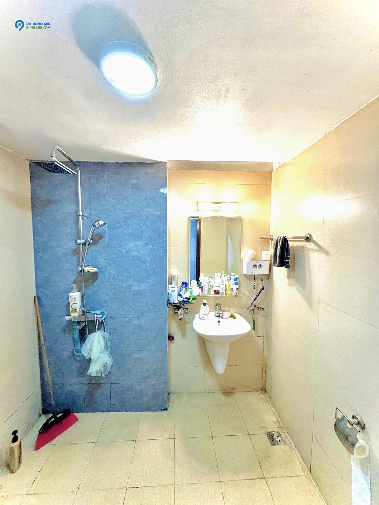 BÁN NHÀ VU TRỌNG PHỤNG ! SIÊU NET .40M.5T.3,5M MT GIÁ 9 TỶ .