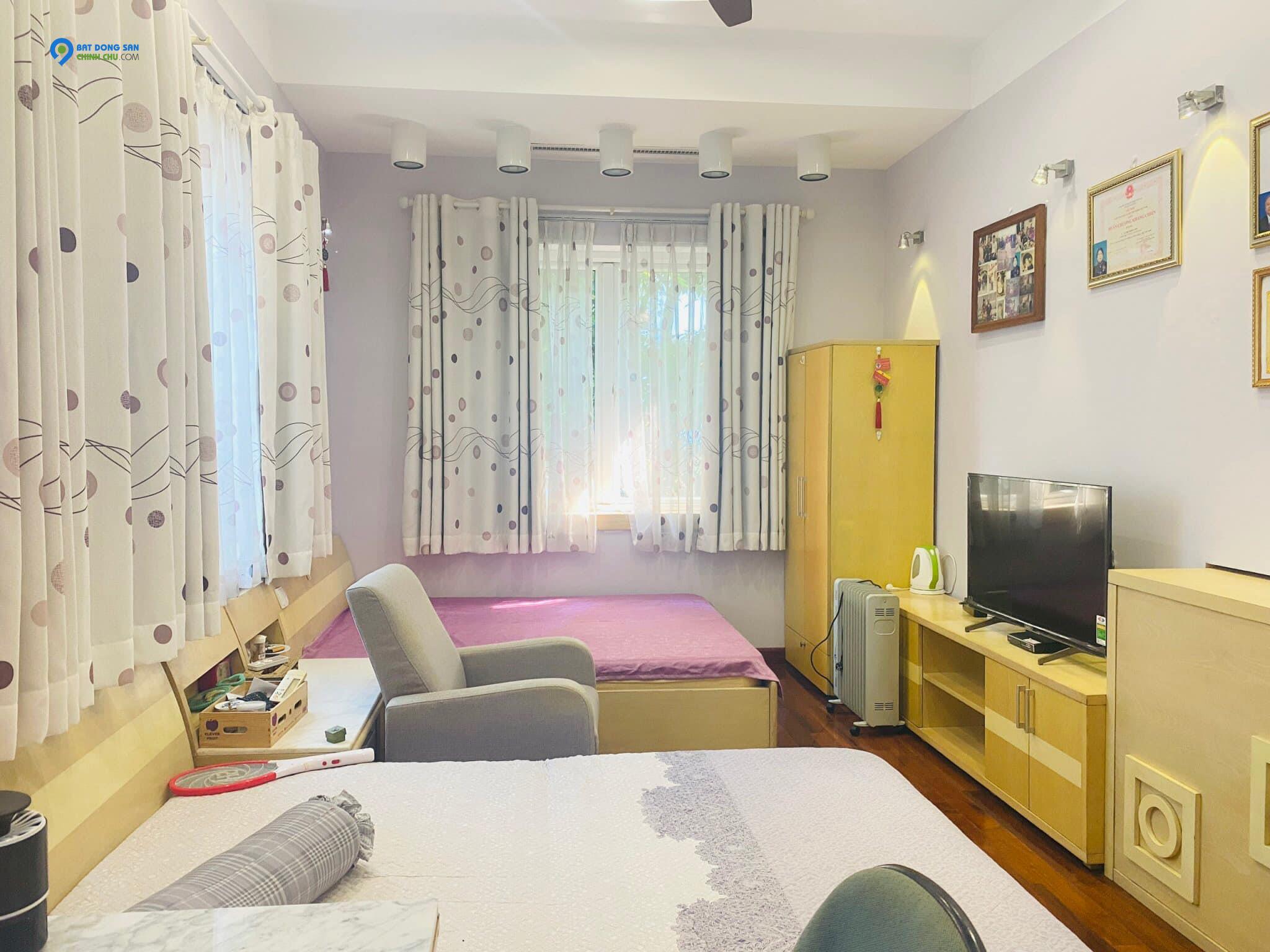 BIỆT THỰ VIP BÁN ĐẢO LINH ĐÀM - HOÀNG MAI- LÔ GÓC- DÂN XÂY - DIỆN TÍCH LỚN - GARA 3 Ô TÔ.
