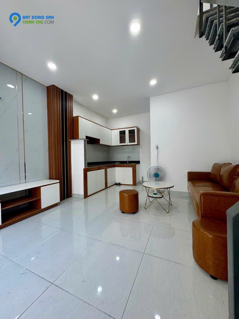 Bán Nhà Gần QL1A, 2 Tầng,Tặng Full Nội Thất, Giá Chỉ 2,4 Tỷ