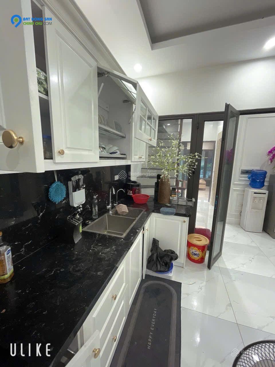 Bán Nhà Nguyễn Ngọc Nại - Phân Lô Ô Tô Vào Nhà - 55m x 5 Tầng - 2 Mặt Thoáng - Thang Máy - 18,7 Tỷ