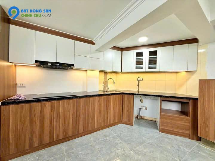 Bán dòng tiền 54m giá 9 tỷ 9 phòng cho thuê ô tô tại Hoàng Đạo Thành Thanh Xuân