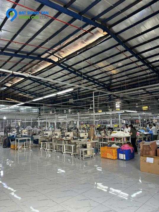 Bán kho, nhà xưởng tại mặt tiền đường Tô Ngọc Vân, 1500m2, Q12, HCM - giá cực chất