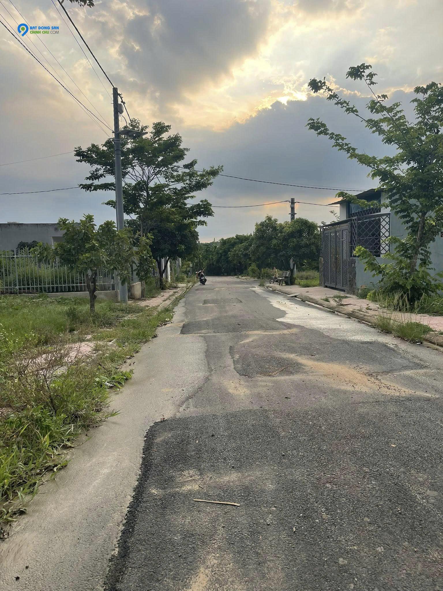Bán lô đất gần chợ Trà Cổ - giá 1,35 tỷ 165m2, xã Bình Minh, Đồng Nai