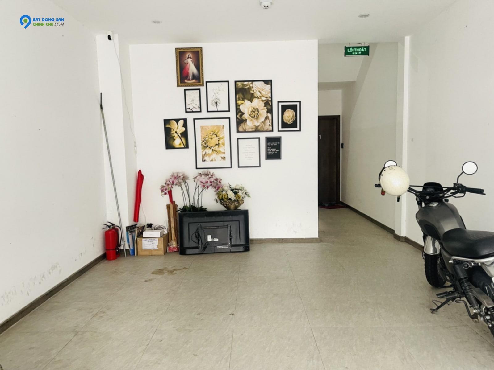 Bán nhà 3 tầng mặt tiền Lê Văn Hiến, đường rộng thênh thang - kinh doanh sầm uất - sẵn dòng tiền