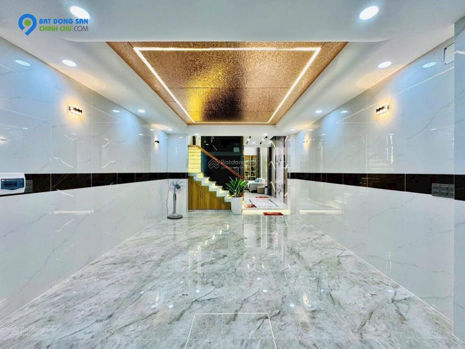 Bán nhà Đường Số 30, Phường 6, Gò Vấp; Diện tích: 4.2m x 16m; 5 tầng.