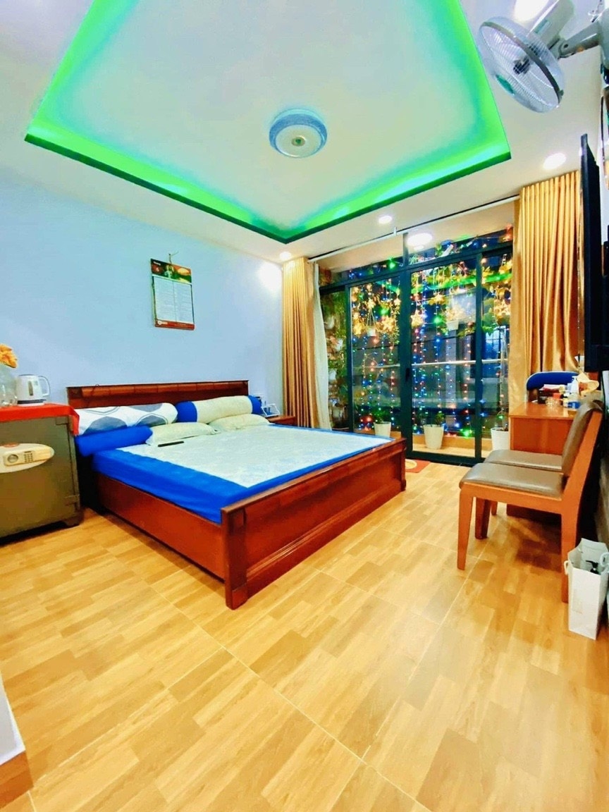 Bán nhà HXH 70m2 Thoại Ngọc Hầu Tân Phú giá chỉ 7 tỷ