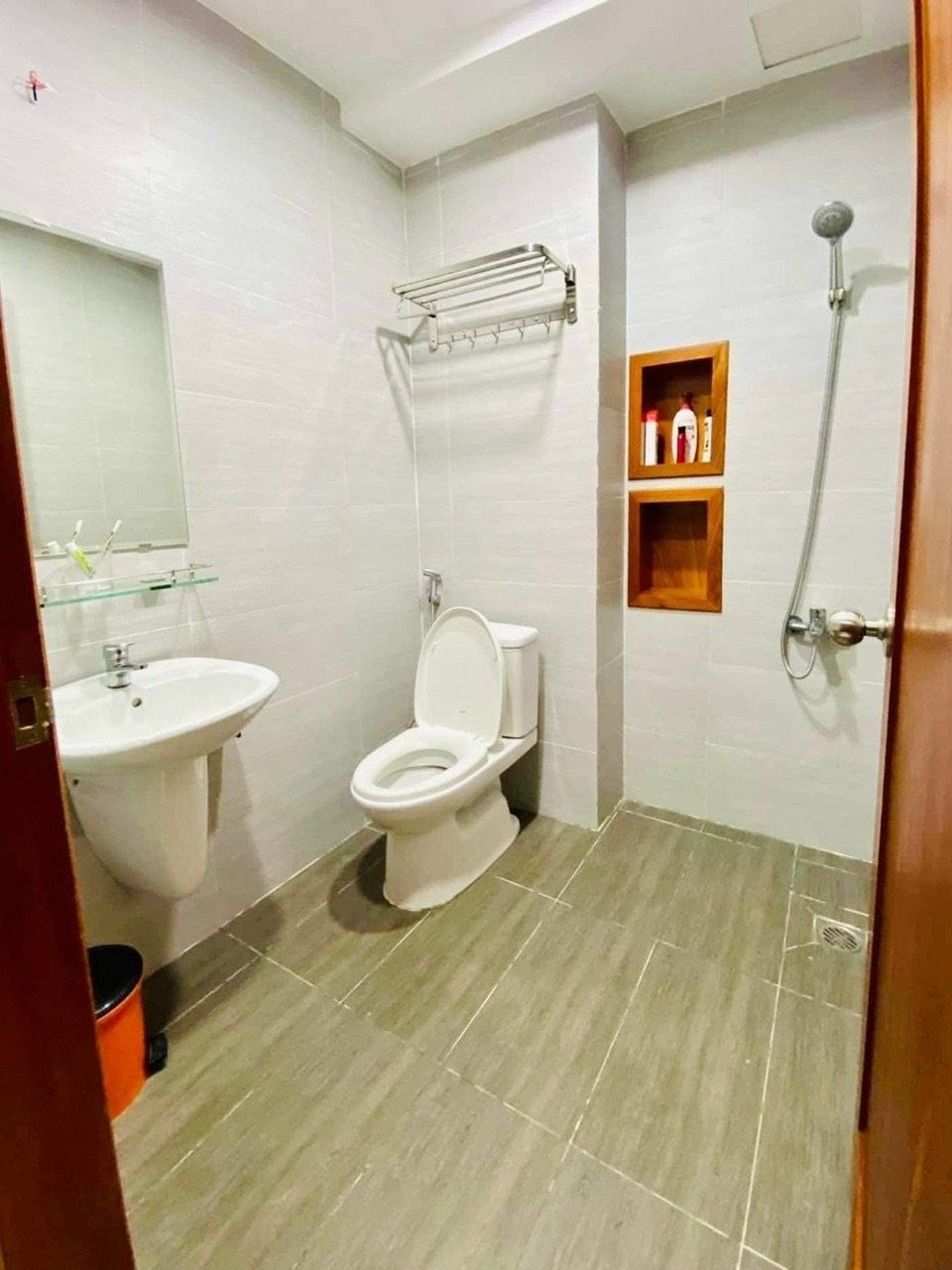 Bán nhà HXH 70m2 Thoại Ngọc Hầu Tân Phú giá chỉ 7 tỷ