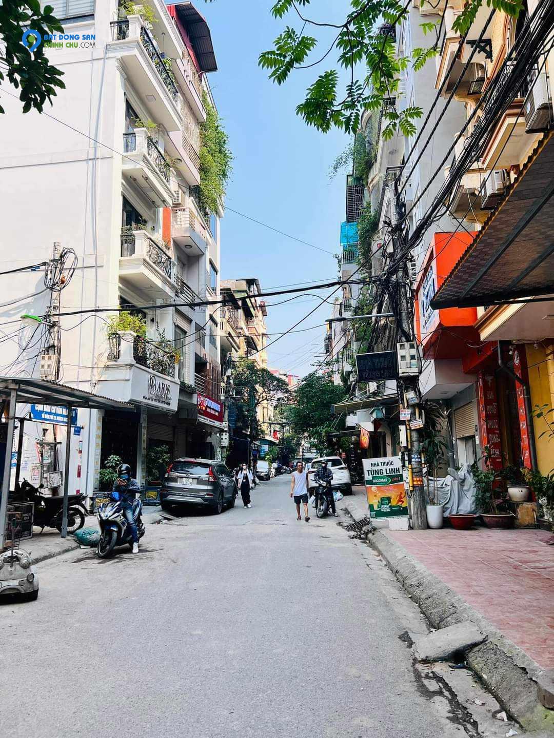 Bán nhà Phân lô, ô tô tránh, thang máy 85m 5 tầng MT 5m 26 tỷ Nguyên Hồng, Đống Đa
