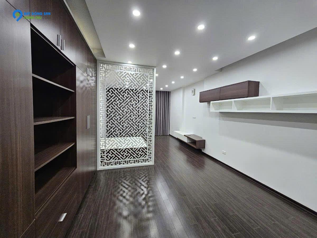Bán nhà Thạch Bàn 50m 5 tầng Mt4.4m lô góc, oto giá 12.7 tỷ