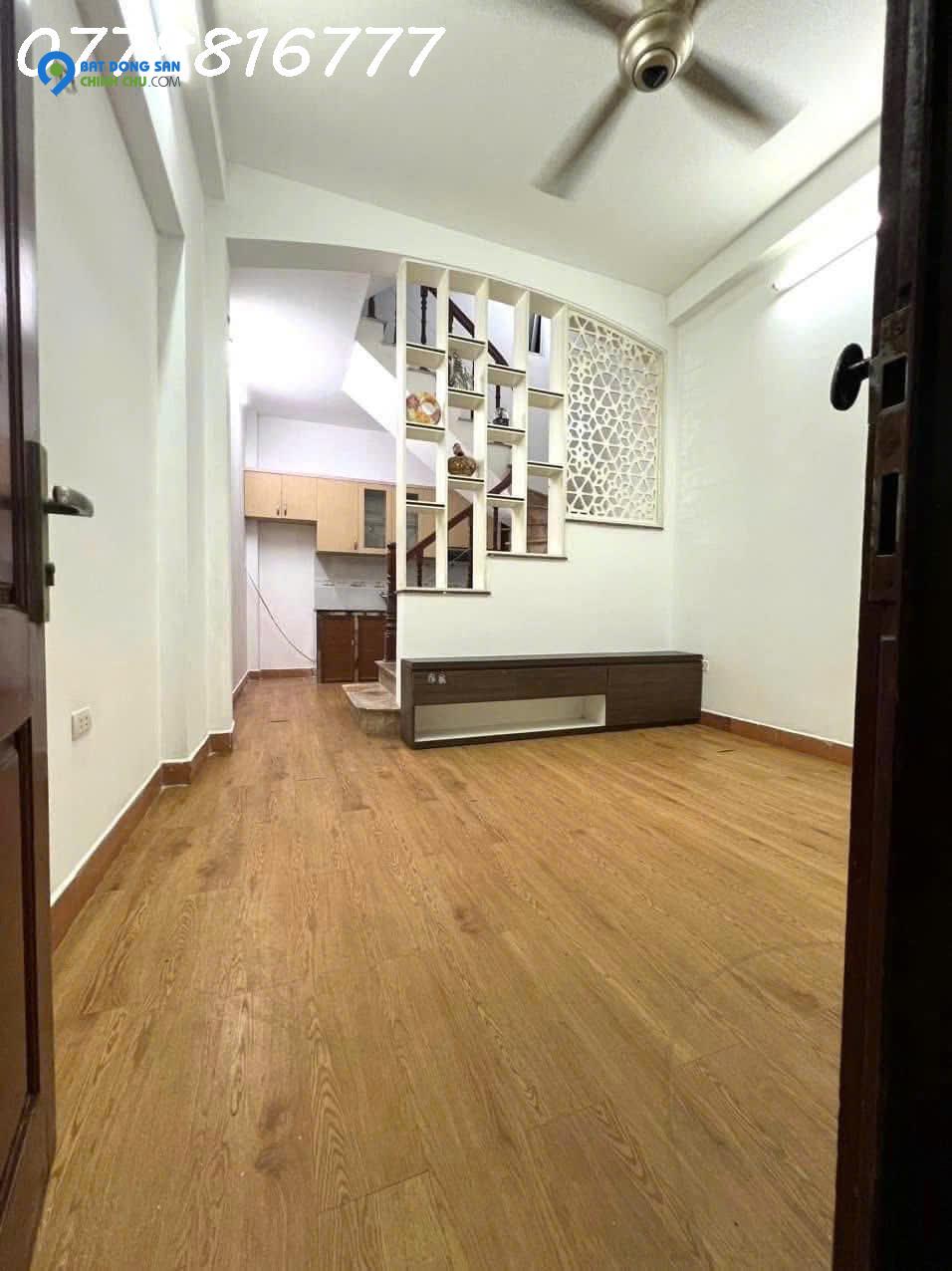 Bán nhà Yên Hòa, Cầu Giấy – dân xây – 30m2, 5 tầng, mt 3,8m – nhỉnh 6 tỷ