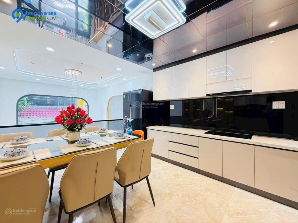 Bán nhà đẹp Hẻm VIP Quang Trung - có Thang máy - Giá bán: 8.65 tỷ Ngang 4m dài 10.68m  XD 5 Tầng
