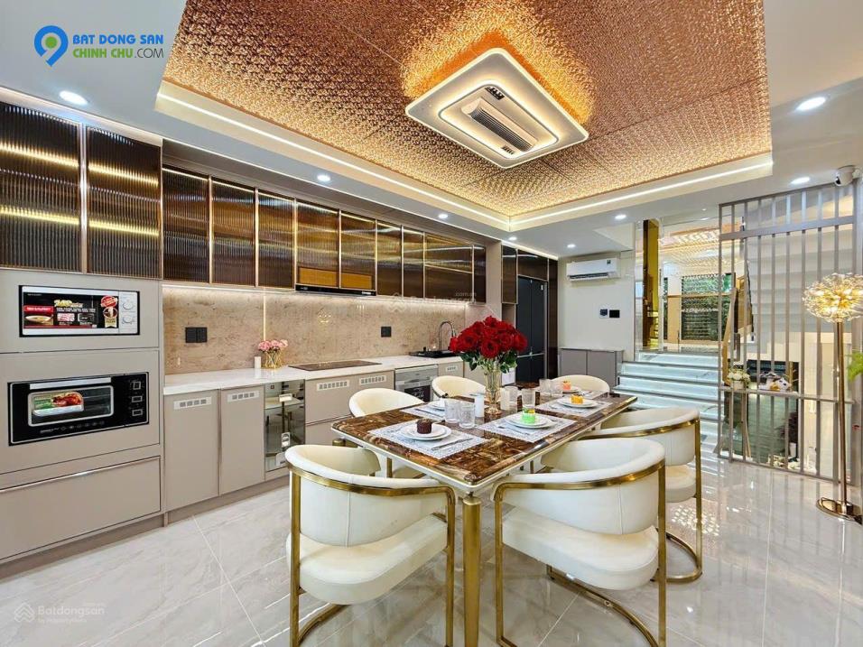 Bán nhà hxh Quang Trung, P. 8, Q. Gò Vấp. Nhà đẹp 5 tâng, có thang máy, full nội thất
