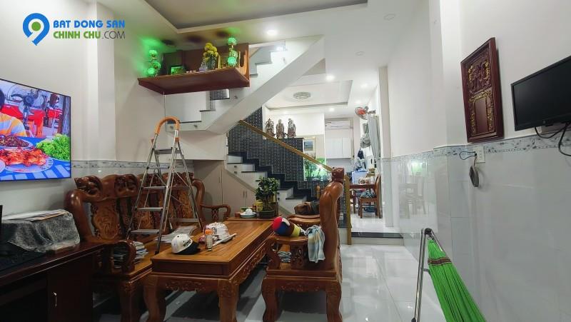 Bán nhà mặt phố Q.9, 58m², 4 tầng, 6.7 tỷ, sổ hồng chính chủ.