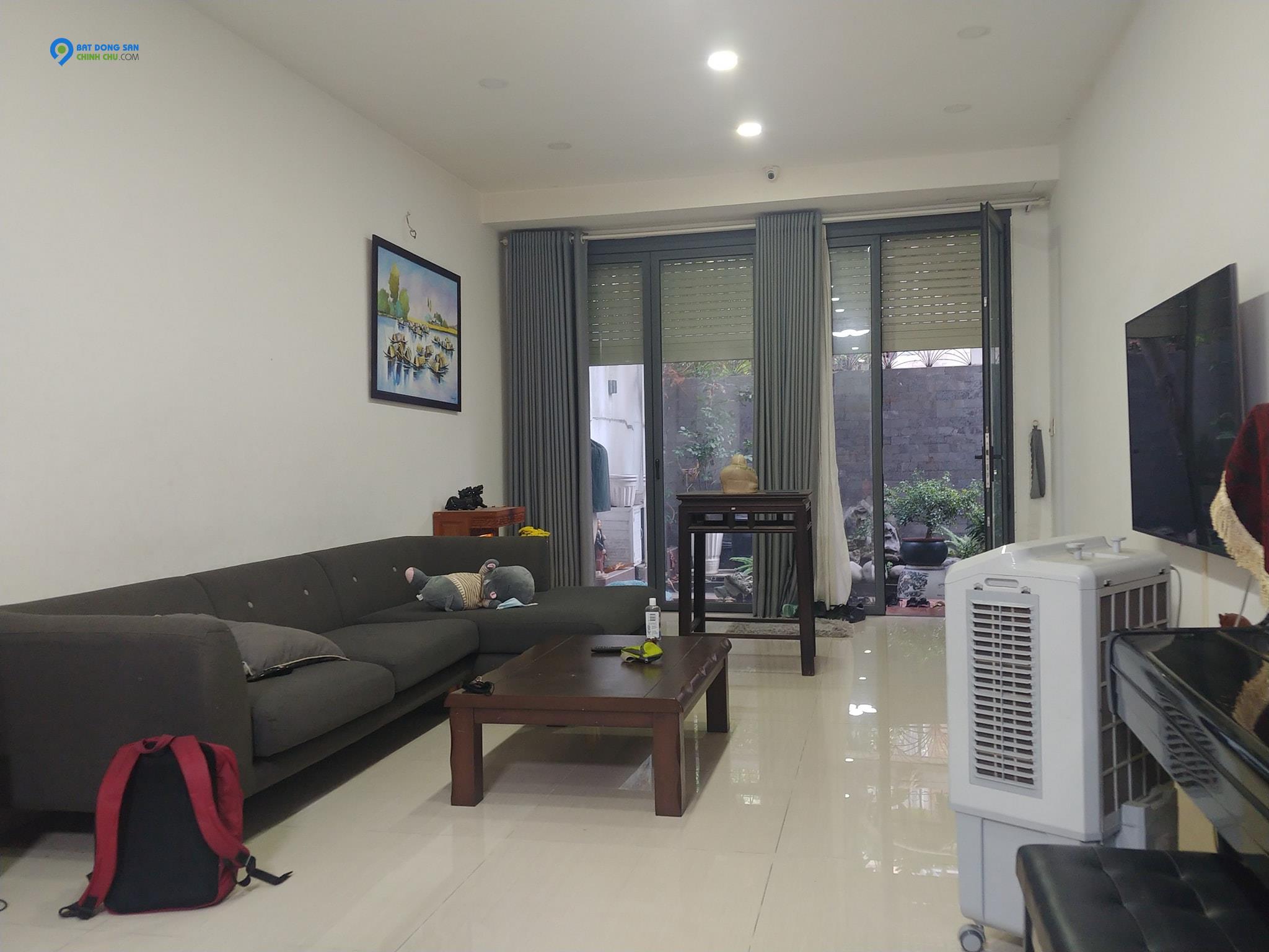 Bán nhà phố chính chủ, hẻm xe hơi, công chứng ngay!