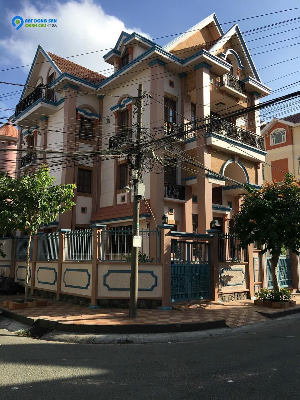 Bán nhanh biệt thự Phú Mỹ Hưng Quận 7 TP HCM