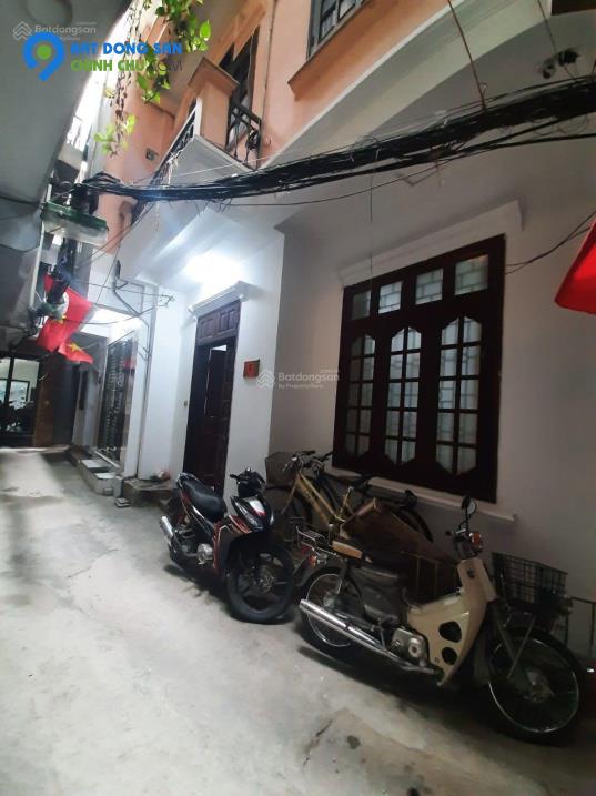 Bán siêu phẩm nhà đẹp quận Đống Đa DT 40m2 nhà 4T, MT 6.2m hướng ĐN, sổ đỏ chính chủ giá 6. X tỷ
