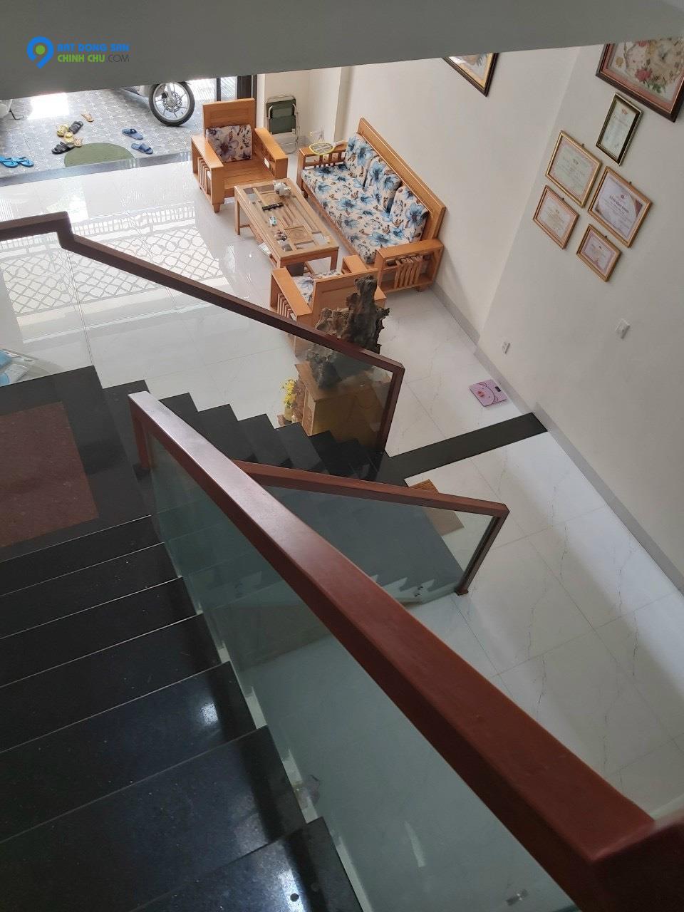 CẦN TIỀN ĐẦU TƯ KINH DOANH NÊN BÁN BỚT 1 CĂN NHÀ XÂY CHO CON TẠI ĐƯỜNG QUÁCH THỊ TRANG, HÒA XUÂN,ĐÀ NẴNG.