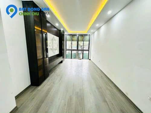 CẦU GIẤY  - CÁCH PHỐ 50M - NGÕ 2M - GẦN TTTM - TRƯỜNG HỌC - GIAO THÔNG THUẬN TIỆN - QUY HOẠCH ỔN ĐỊNH - NHÀ XÂY MỚI - THANG MÁY