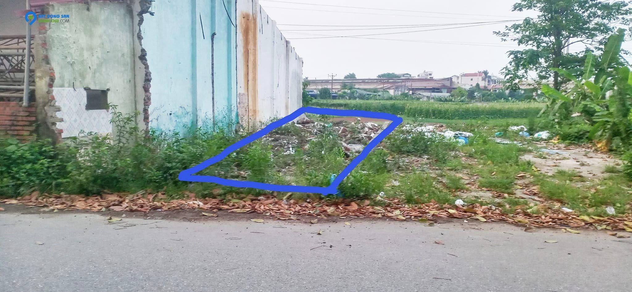 CC bán 45m2 đất mặt QL6 cũ, TT Chúc Sơn, Chương Mỹ, 2,x tỷ, LH 0906215365