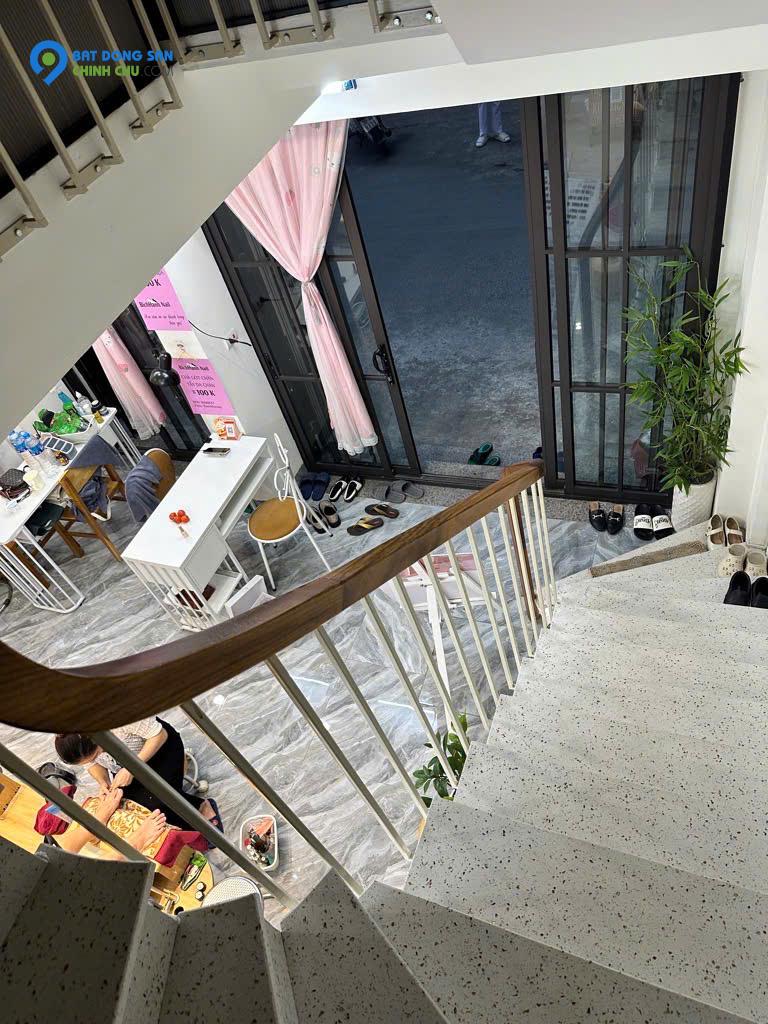 CHỈ 9 TỶ – NHÀ PHỐ THỔ QUAN – LÔ GÓC – KINH DOANH – 6 TẦNG CỰC ĐẸP!