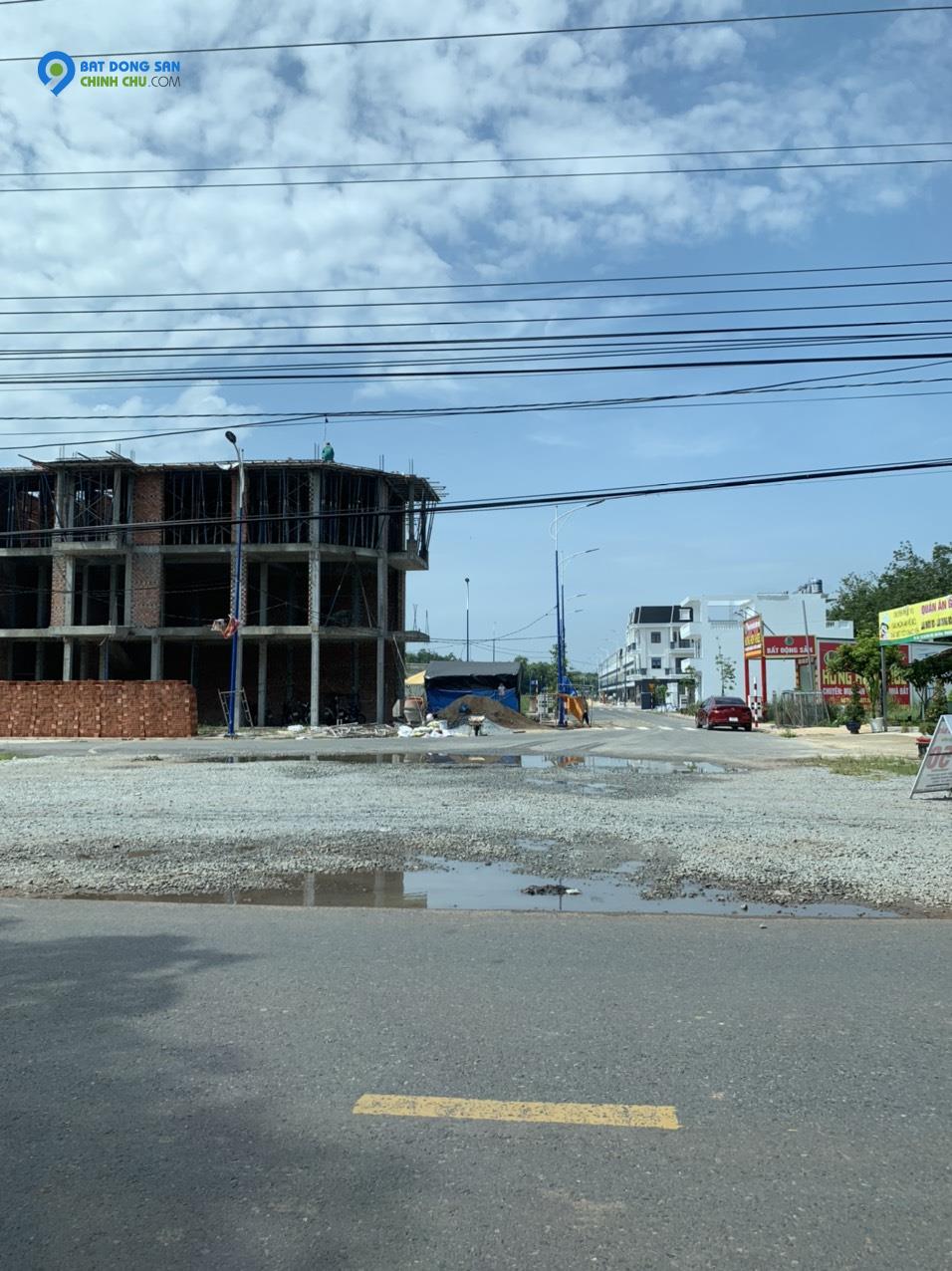 Cần bán gấp lô đất ngay đối diện chợ ngay Trung Tâm Hành Chính Bình Dương.