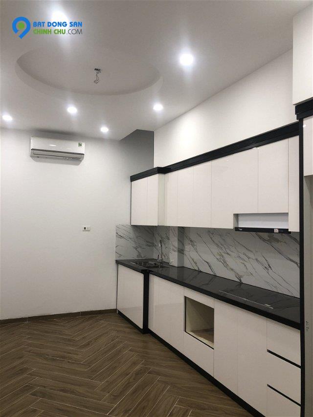 Chỉ hơn 3 tỷ có nhà đẹp 40m2, 4 tầng, 3 mặt thoáng, ngõ oto tránh, trung tâm Ngọc Thụy