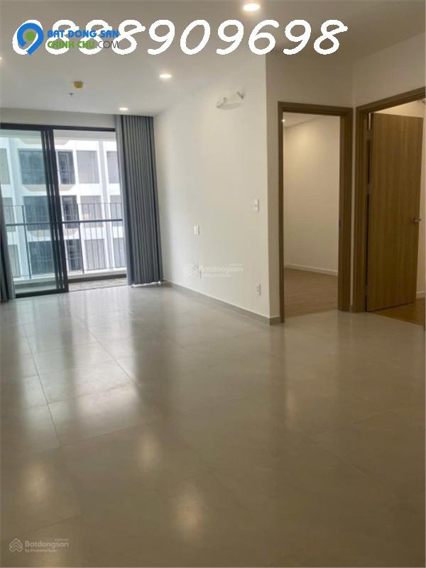 Chính chủ bán nhanh căn 70m2(2pn + 2wc) 3tỷ100. Tầng đẹp view thoáng. Đã có sổ. Hỗ trợ vay Bank