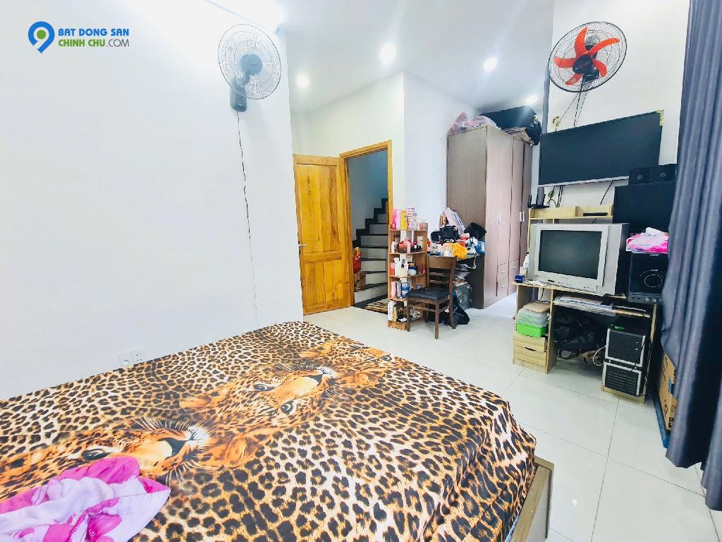 Cơ hội đầu tư cực ngon tại Phú Nhuận - 5.5 tỷ sở hữu nhà 4 tầng khang trang!