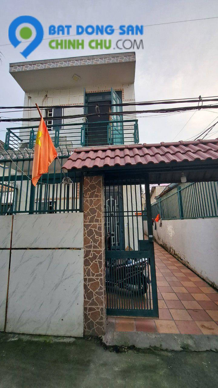 ĐƯỜNG THẠNH LỘC - QUẬN 12, NHÀ 100m2, NGANG 5 MÉT, SÁT MẶT TIỀN, Ô TÔ ĐỖ CỬA, HẺM THÔNG - CHỈ 40 TRIỆU/m2.