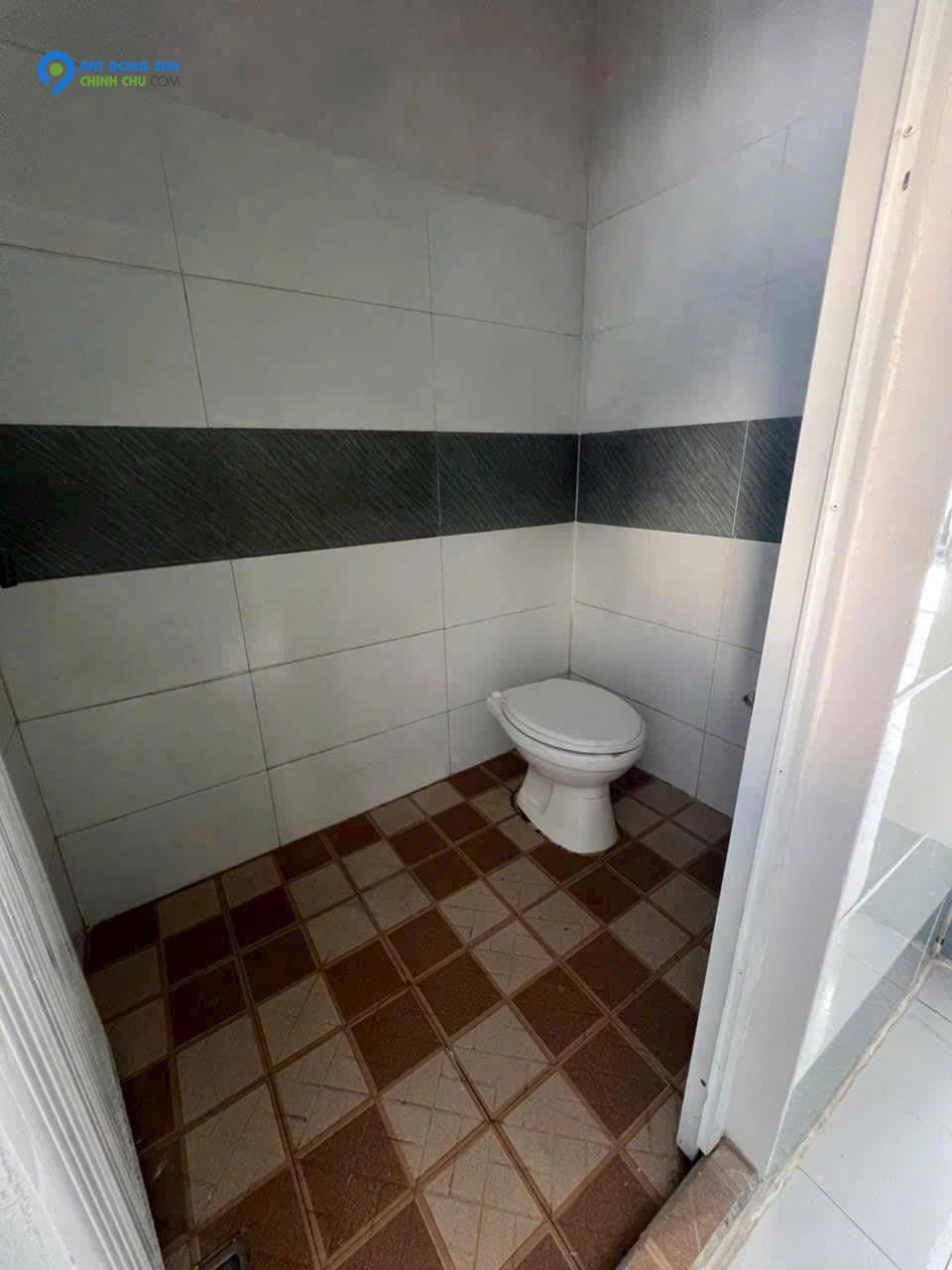 E CẦN BÁN GẤP CĂN NHÀ HẺM NGUYỄN THỊ ĐỊNH, P VĨNH HIỆP RẠCH GIÁ KIÊN GIANG. ( CÁCH CẦU NGUYỄN VĂN CỪ 800m
