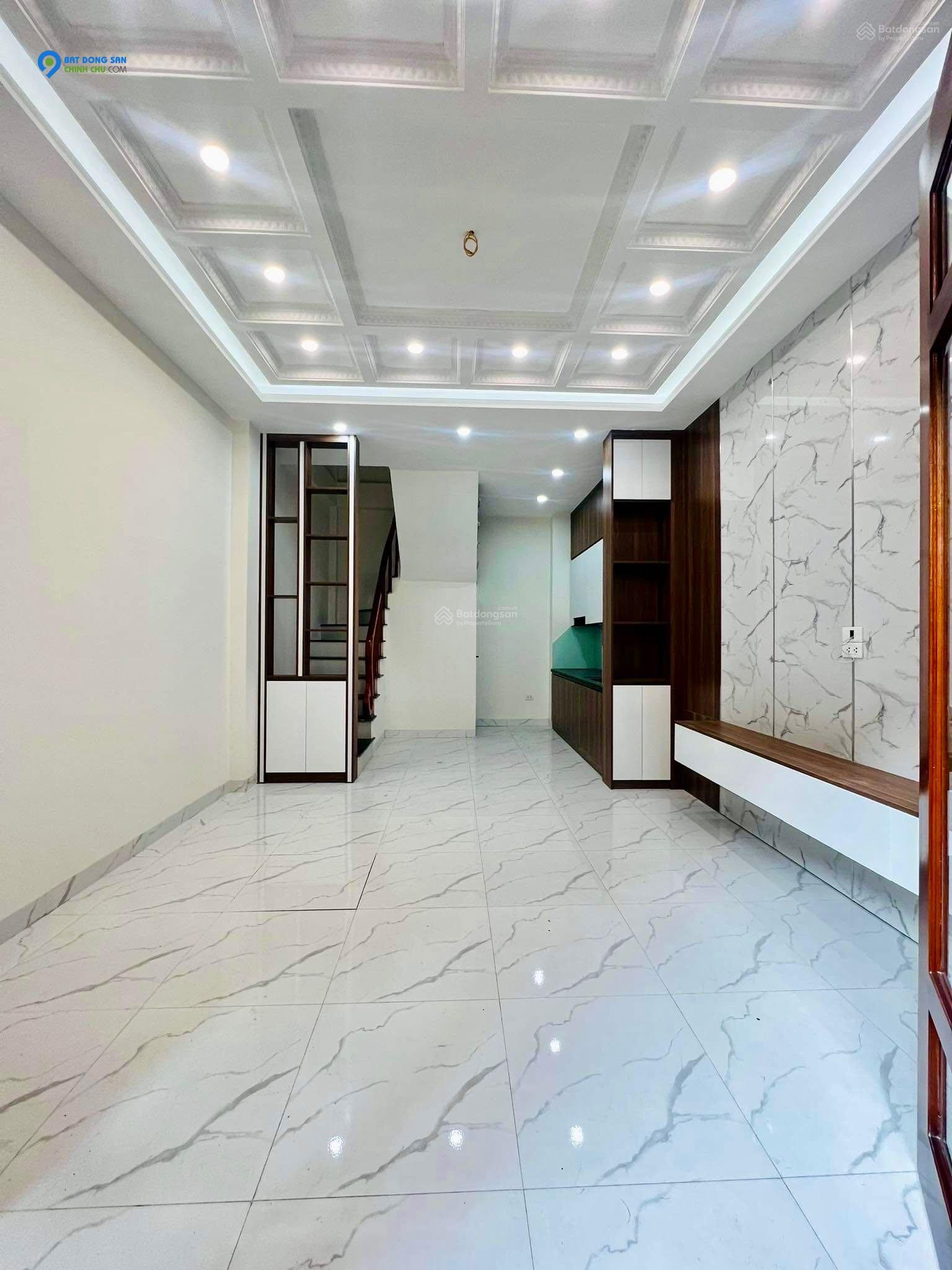 Em Phát Bán Siêu phẩm hồ Đền Lừ, ô tô lùi tận cửa, nhà mới xây cực đẹp full nội thất, gần phố, giá chỉ 4,25 tỷ