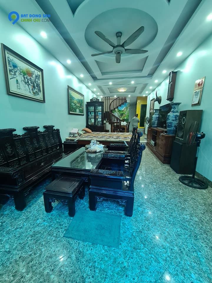 Giảm chào nửa tỷ! Mặt phố Lương Yên, Hai Bà Trưng - 5 tầng, nở hậu, thang máy