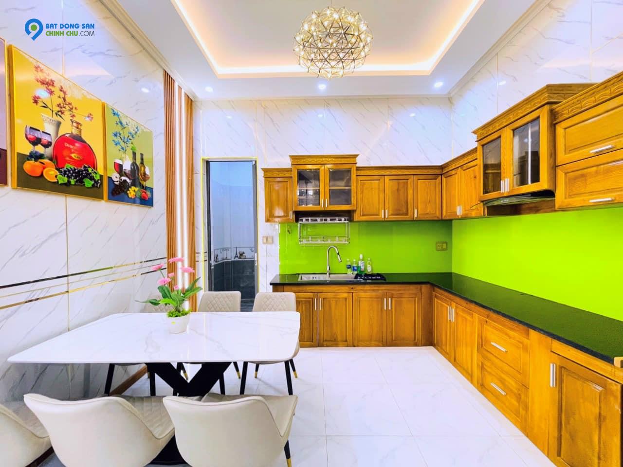 Gò Vấp P8 - 4 Tầng 4.1 x 16 HXH chỉ 6tỷ6