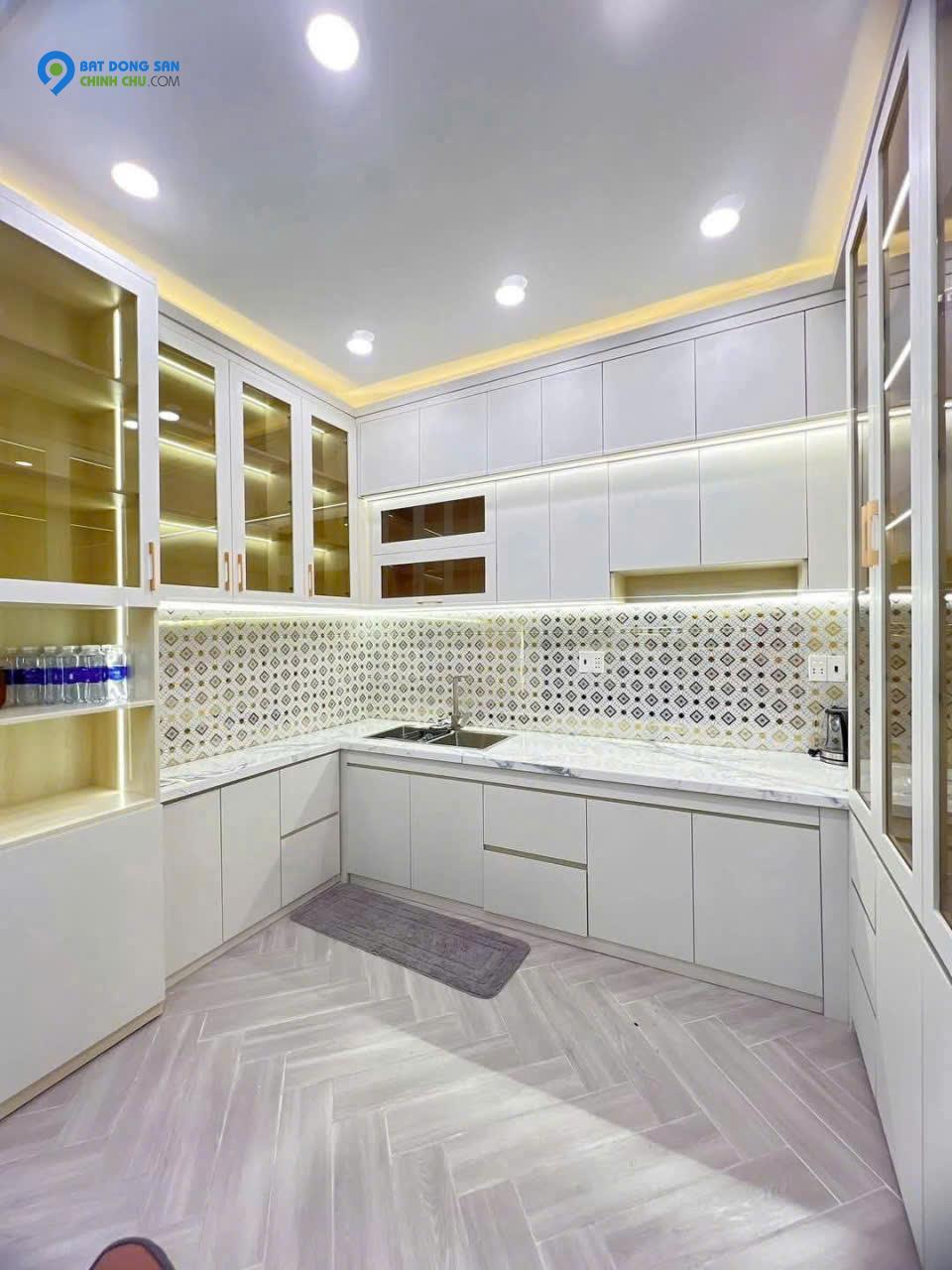 HOT - VỊ TRÍ SIÊU ĐẮC ĐỊA - HẺM Ô TÔ ĐỖ CỬA PHƯỜNG TÂN HƯNG, Q7 - CHỈ 7 T.Ỷ NHỈNH