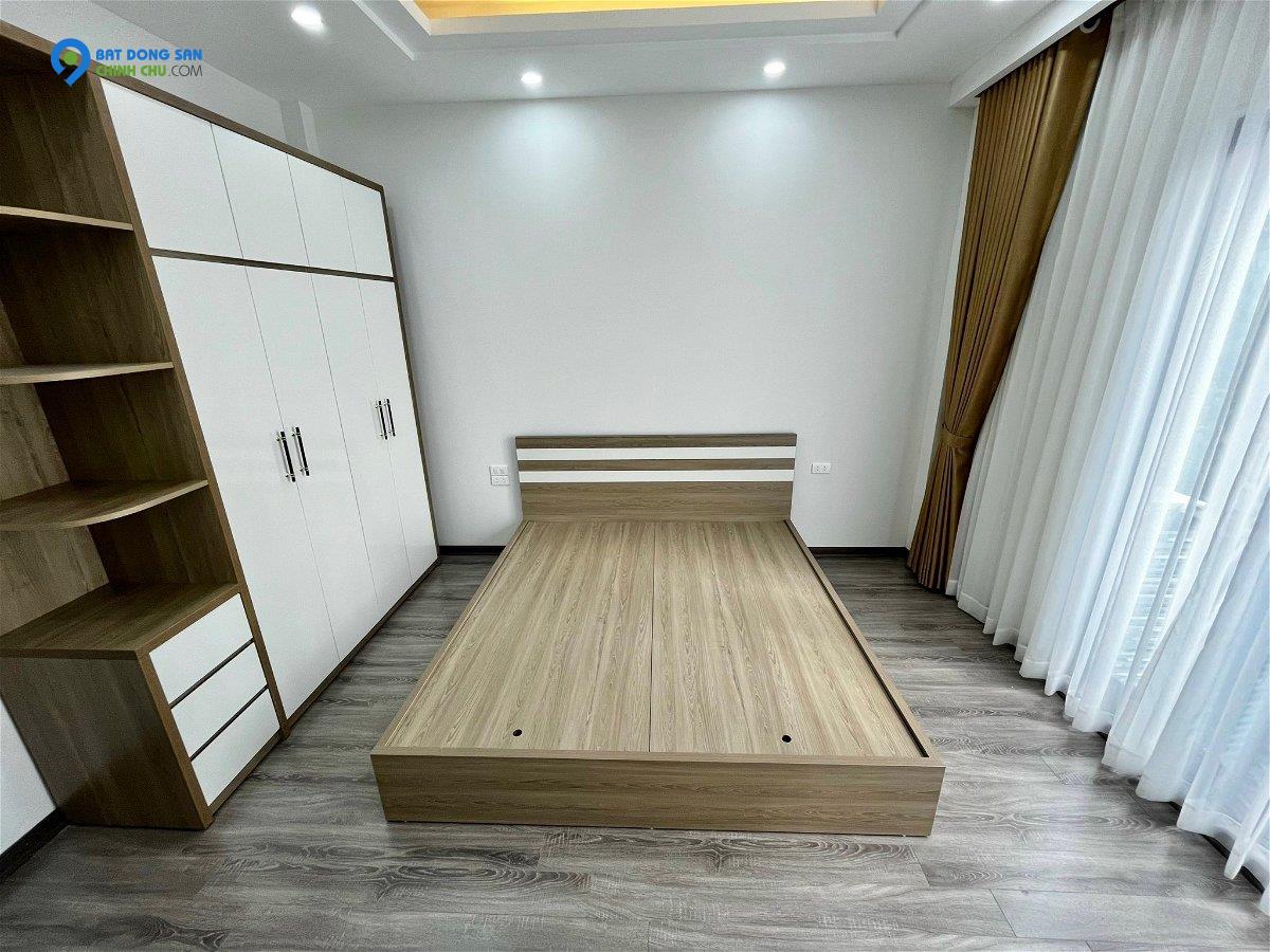 Hạ chào nhà Bồ Đề,  rẻ nhât Long Biên 58m2 C4, nhỉnh 3 tỷ