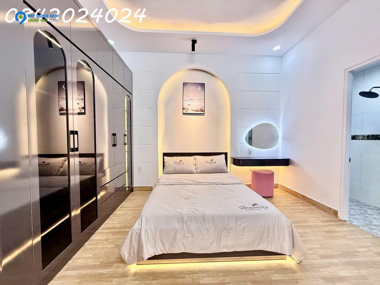 Hẻm Thông, Xe Tải Tránh – Nhà 3 Lầu Mới Cứng, Giá Chốt Bất Ngờ