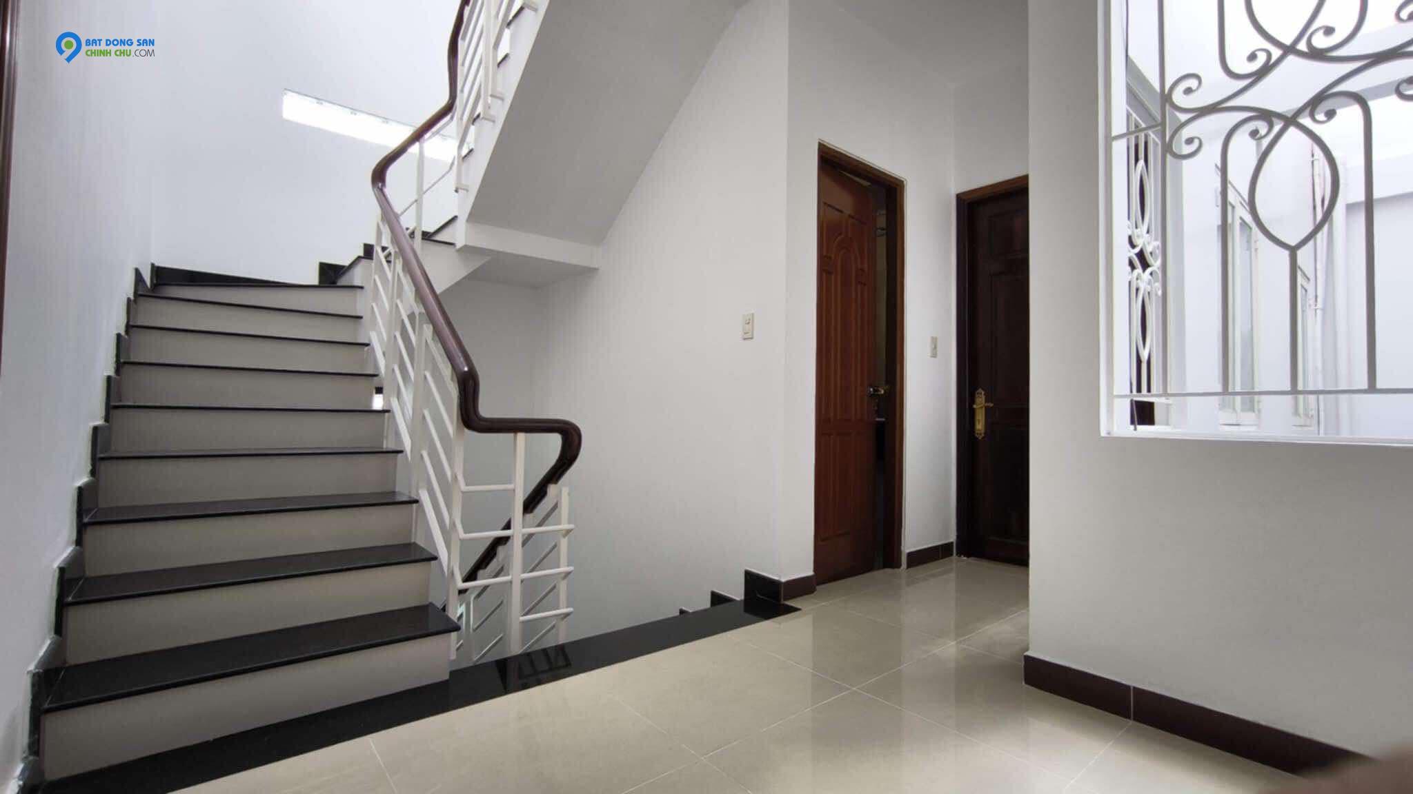 LÊ VĂN SỸ - ĐẸP NGANG 5m x 15m - XÂY 5 TẦNG - Ô TÔ ĐỂ BÊN TRONG- CHỦ XÂY TÂM HUYẾT - SẴN 5PN MASTER + 1P - TIỆN LÀM CHDV CAO CẤP / VĂN PHÒNG.